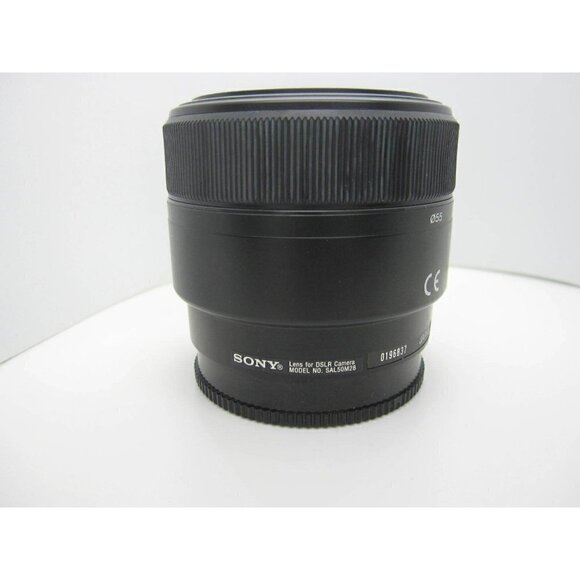 Sony 2.8/50 DSLR Macro Lens (Made in Japan) SAL50M28 - Picture 6 of 9